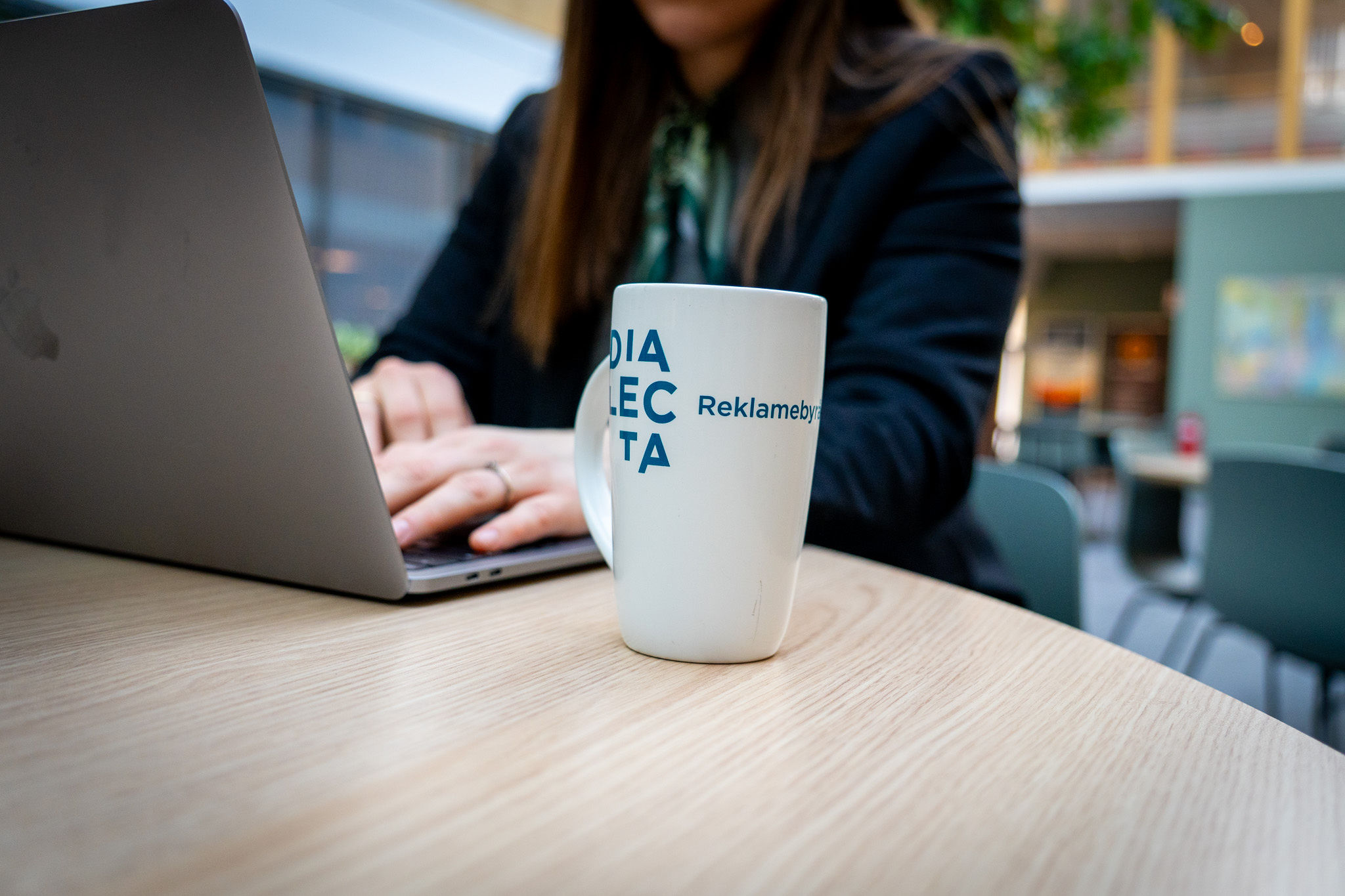 Dialecta bygger merkevare gjennom helhetlig profilering